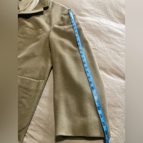Men’s Cashmere Blazer. Tan. Size 2XL. See pics for measurements. - Picture 6 of 10